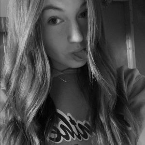 Meet your Posher, Taelor